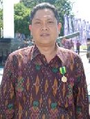 WALI KOTA RAI MANTRA TERIMA PENGHARGAAN BAKTI KOPERASI